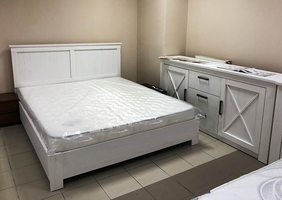 Спальня Ешлі Світ меблів Сосна водевіль (Ліжко, Комод 2Д3Ш)